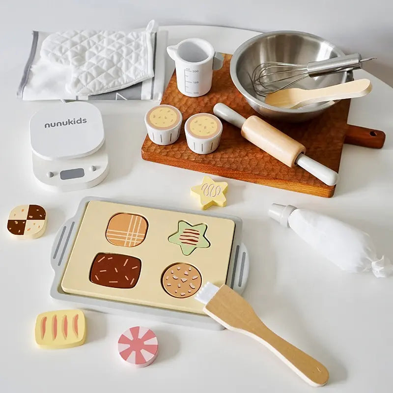 Wooden Cookie Baking Set