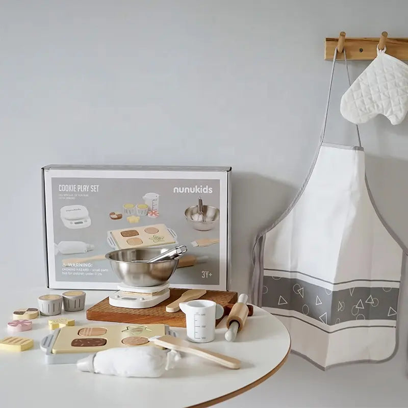 Wooden Cookie Baking Set