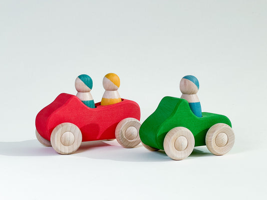 Set of Red and Green Wooden Car with 3 Persons